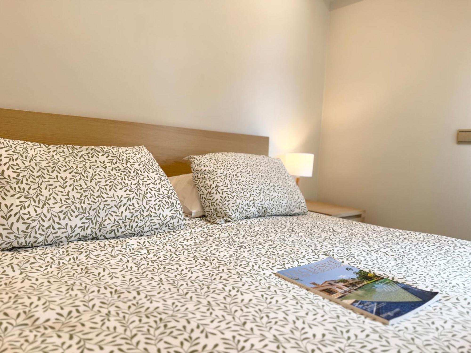 Villa Amorio A Spacious Modern Getaway With A Private Heated Pool & Sea Views Costa Adeje  Exterior photo